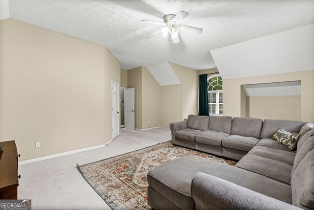 10 Cove Drive, Newnan, GA 30263