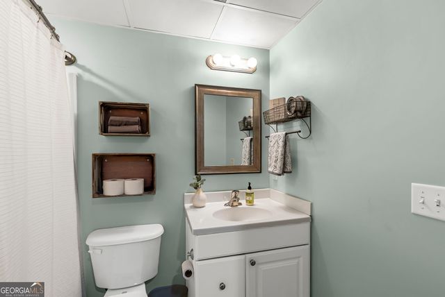 10 Cove Drive, Newnan, GA 30263