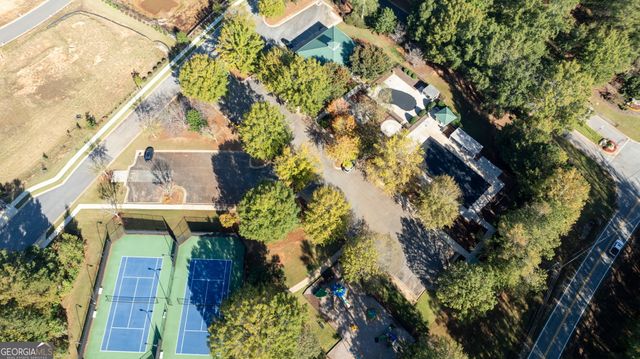 10 Cove Drive, Newnan, GA 30263