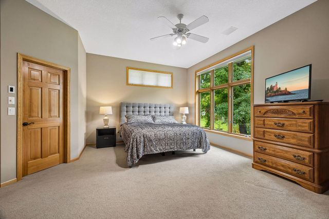 15316 Boulder Pointe Road, Eden Prairie, MN 55347