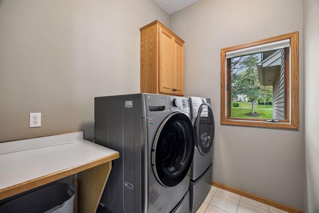 15316 Boulder Pointe Road, Eden Prairie, MN 55347