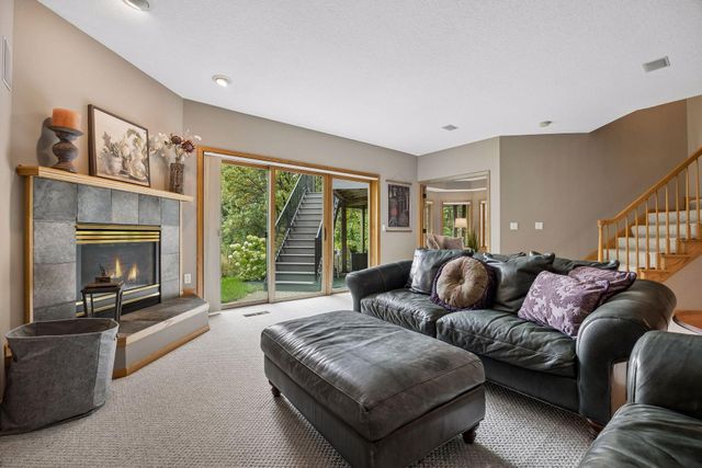 15316 Boulder Pointe Road, Eden Prairie, MN 55347