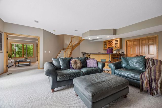 15316 Boulder Pointe Road, Eden Prairie, MN 55347