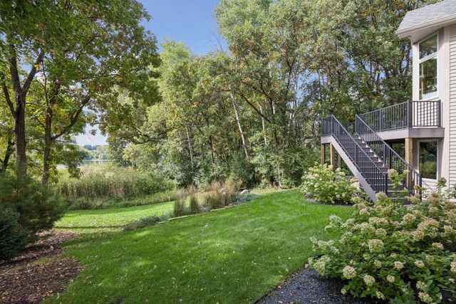 15316 Boulder Pointe Road, Eden Prairie, MN 55347