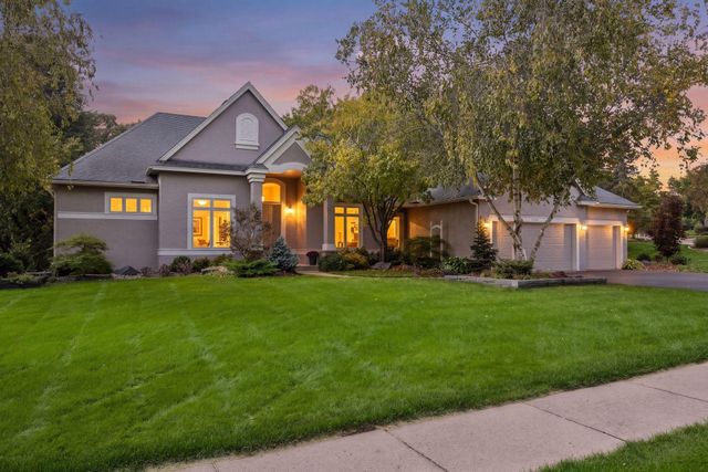 15316 Boulder Pointe Road, Eden Prairie, MN 55347