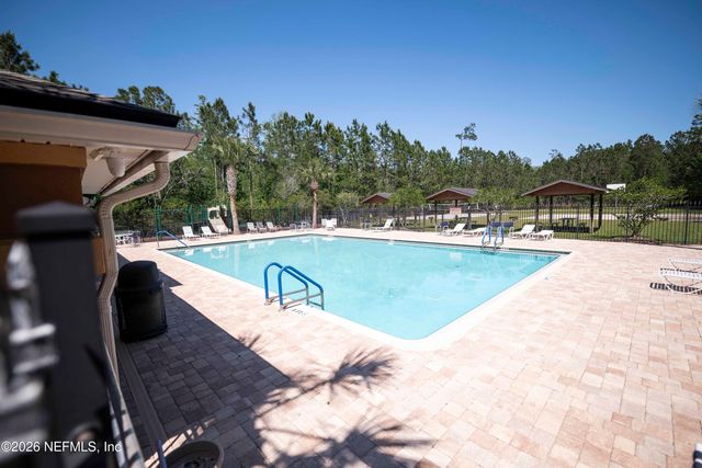 1795 HOLLOW GLEN Drive, Middleburg, FL 32068