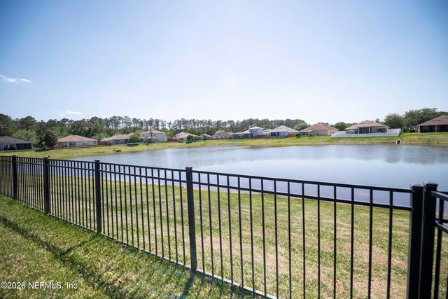 1795 HOLLOW GLEN Drive, Middleburg, FL 32068