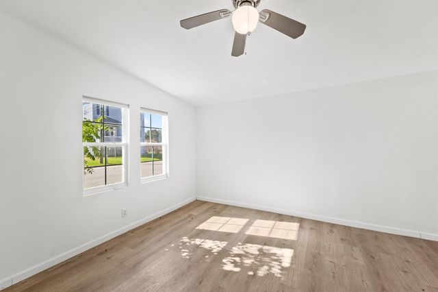 2614 59th Street, Galveston, TX 77551