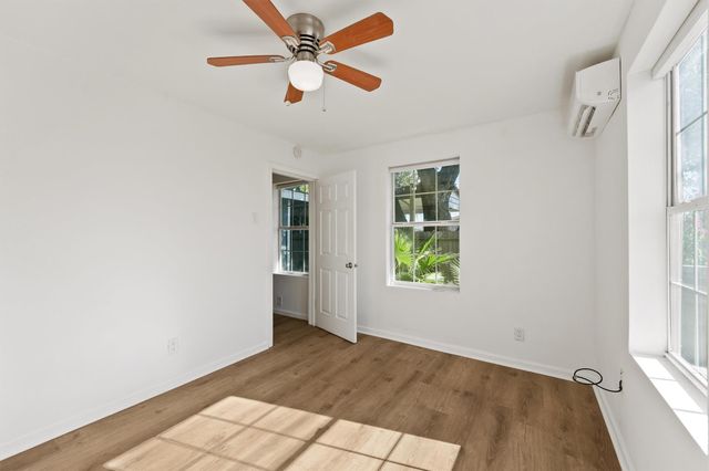 2614 59th Street, Galveston, TX 77551