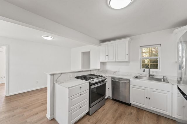 2614 59th Street, Galveston, TX 77551