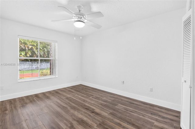 14121 SW 97th Ave -, Miami, FL 33176