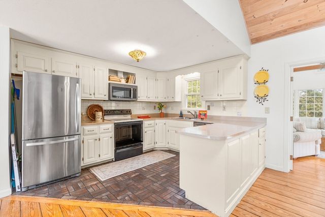 352 Nye Road, Barnstable, MA 02632