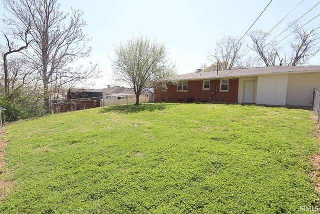 1500 S Bosse Avenue, Evansville, IN 47712