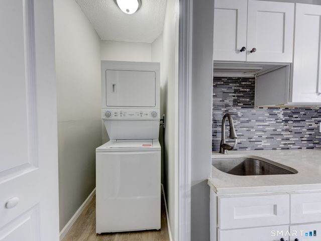 100 Broad Street 4W, New Britain, CT 06053