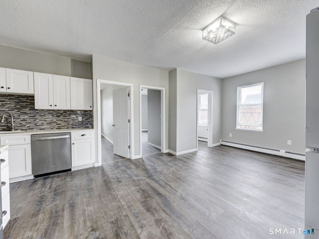 100 Broad Street 4W, New Britain, CT 06053