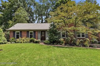 7608 Springvale Dr, Louisville, KY 40241
