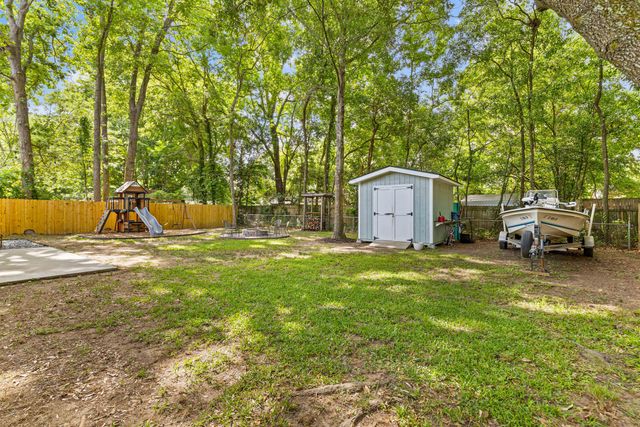 1527 Staffordshire Drive, Charleston, SC 29407