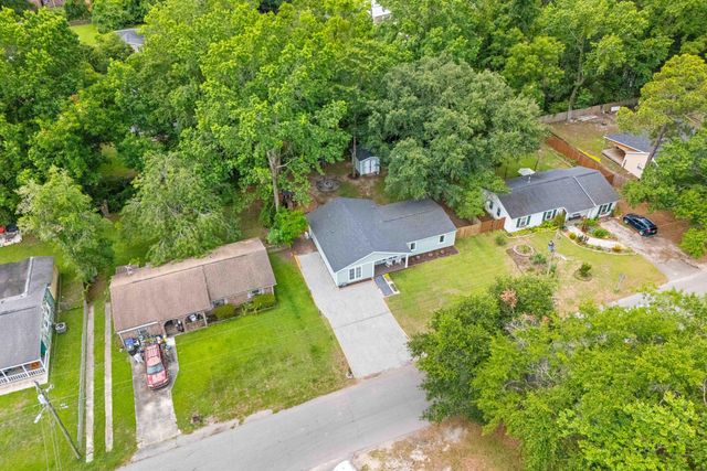 1527 Staffordshire Drive, Charleston, SC 29407