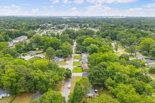 1527 Staffordshire Drive, Charleston, SC 29407
