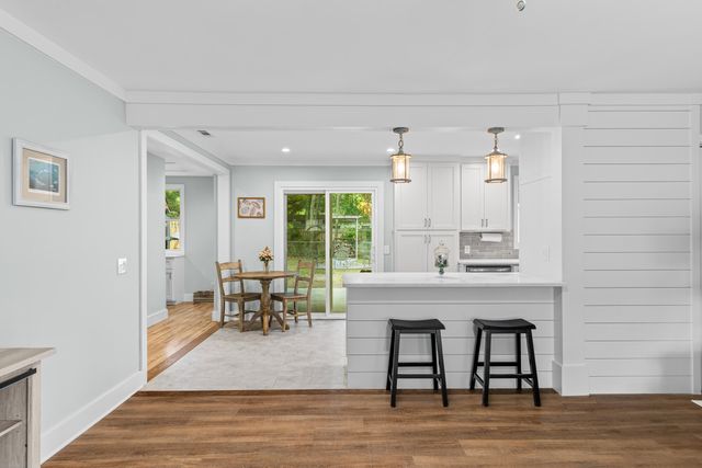 1527 Staffordshire Drive, Charleston, SC 29407