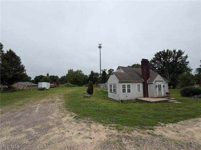 1564 Niles Cortland Road, Warren, OH 44484
