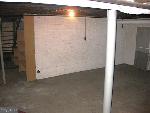 132 N EARL ST, Shippensburg, PA 17257