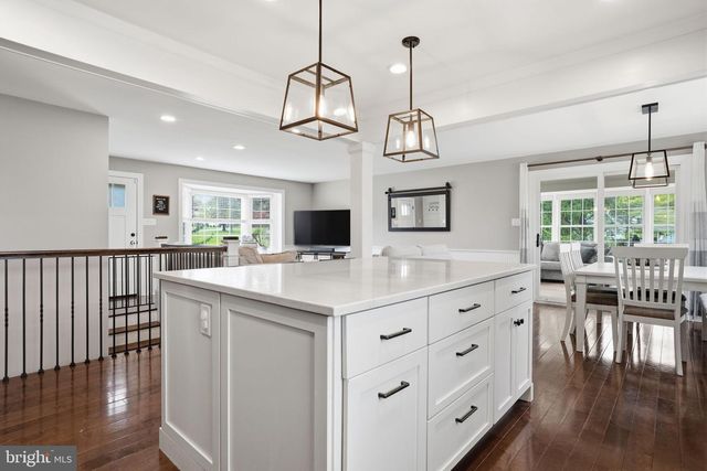 83 WRENWOOD WAY, Newtown, PA 18940