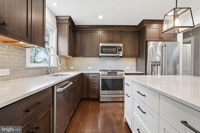 83 WRENWOOD WAY, Newtown, PA 18940