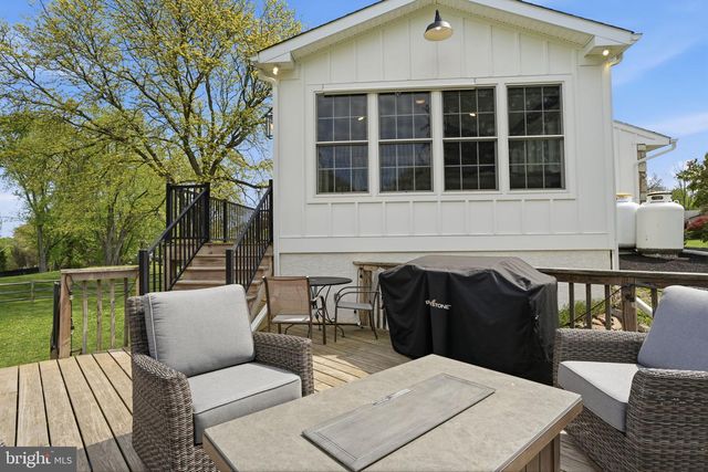 83 WRENWOOD WAY, Newtown, PA 18940