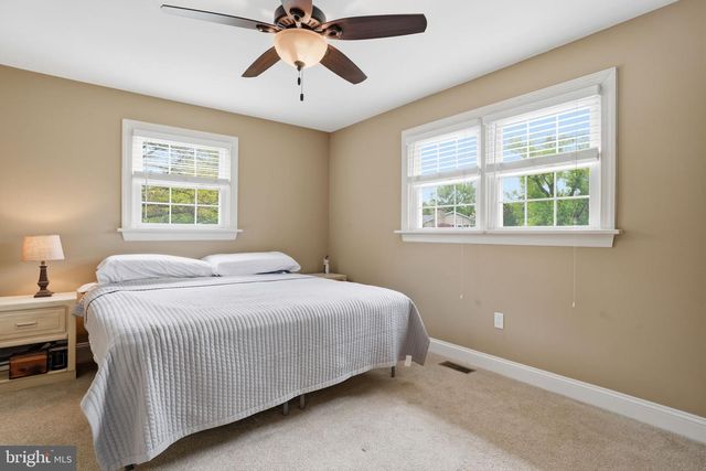83 WRENWOOD WAY, Newtown, PA 18940