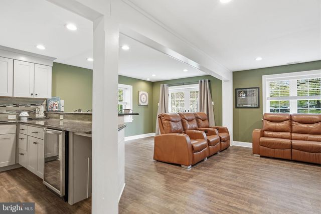 83 WRENWOOD WAY, Newtown, PA 18940