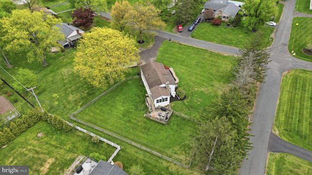 83 WRENWOOD WAY, Newtown, PA 18940