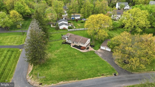 83 WRENWOOD WAY, Newtown, PA 18940