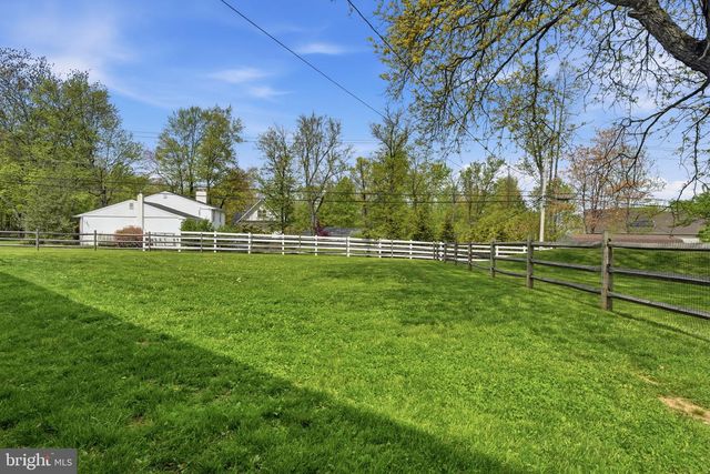 83 WRENWOOD WAY, Newtown, PA 18940