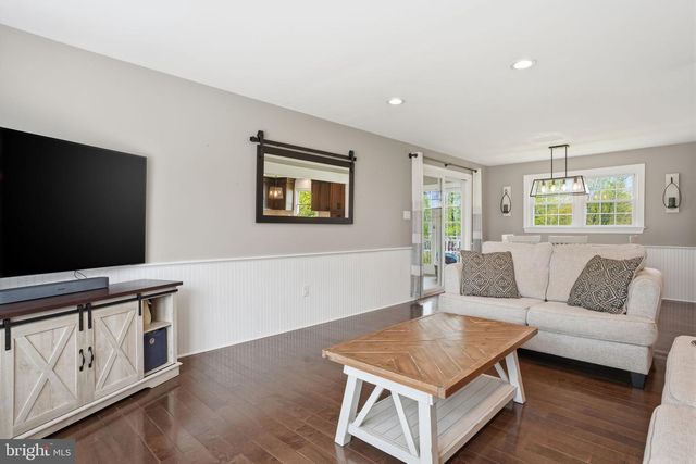 83 WRENWOOD WAY, Newtown, PA 18940