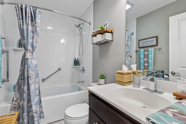 1480 Indigo Drive SE, Altoona, IA 50009