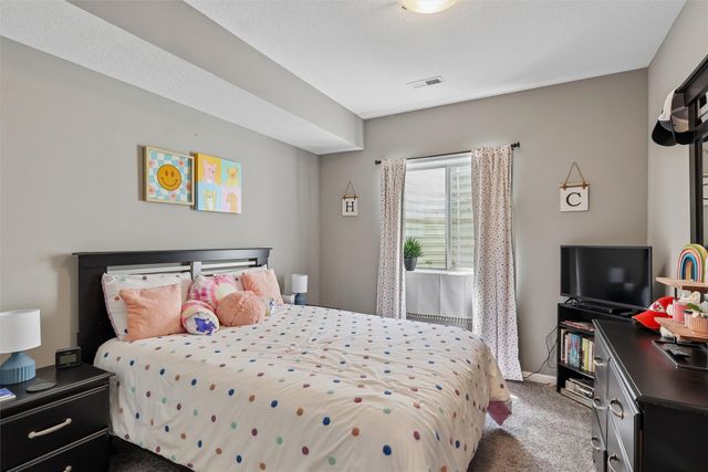 1480 Indigo Drive SE, Altoona, IA 50009