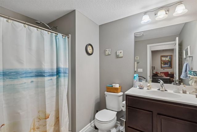 1480 Indigo Drive SE, Altoona, IA 50009