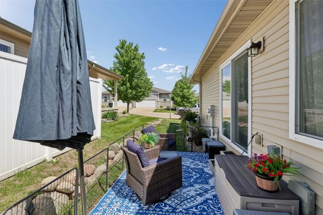 1480 Indigo Drive SE, Altoona, IA 50009