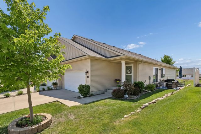 1480 Indigo Drive SE, Altoona, IA 50009