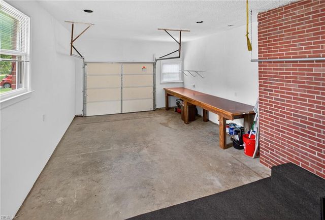 525 Hannibal St ST, Virginia Beach, VA 23452