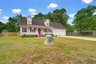 1005 Harvest Grove Court, Hope Mills, NC 28348