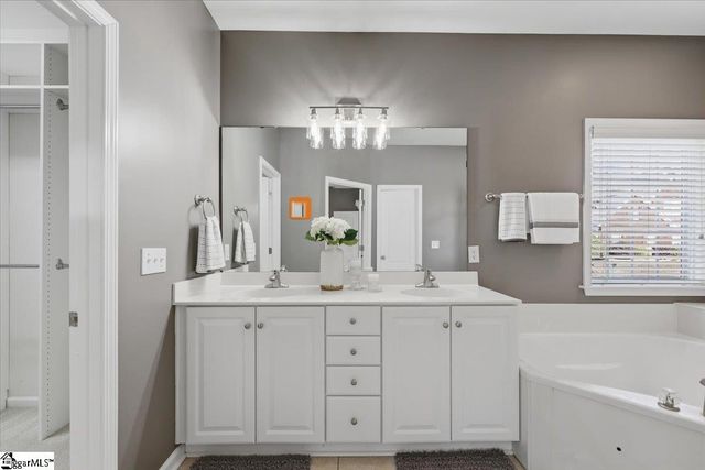 1 Braeburn Drive, Simpsonville, SC 29681