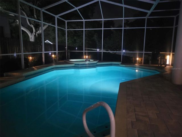 961 LIVE OAK AVENUE NE, St Petersburg, FL 33703