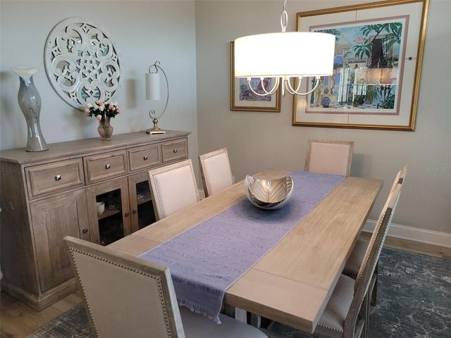 961 LIVE OAK AVENUE NE, St Petersburg, FL 33703