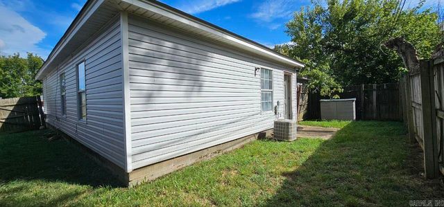 1117-1119 Ruth Ann Drive, Jacksonville, AR 72076
