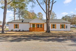 814 Woodvale Avenue, Chattanooga, TN 37411