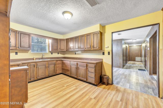 32 NEIGHBORS COVE Road, B, Orange Park, FL 32065