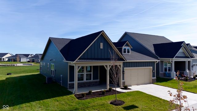 811 Daisy Street, Greenwood, IN 46143