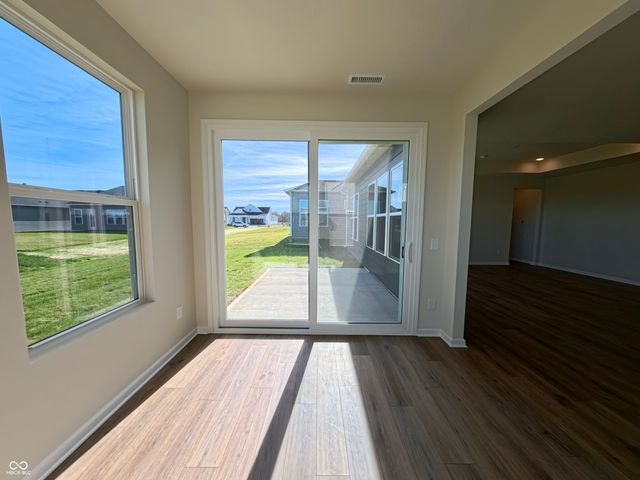 811 Daisy Street, Greenwood, IN 46143